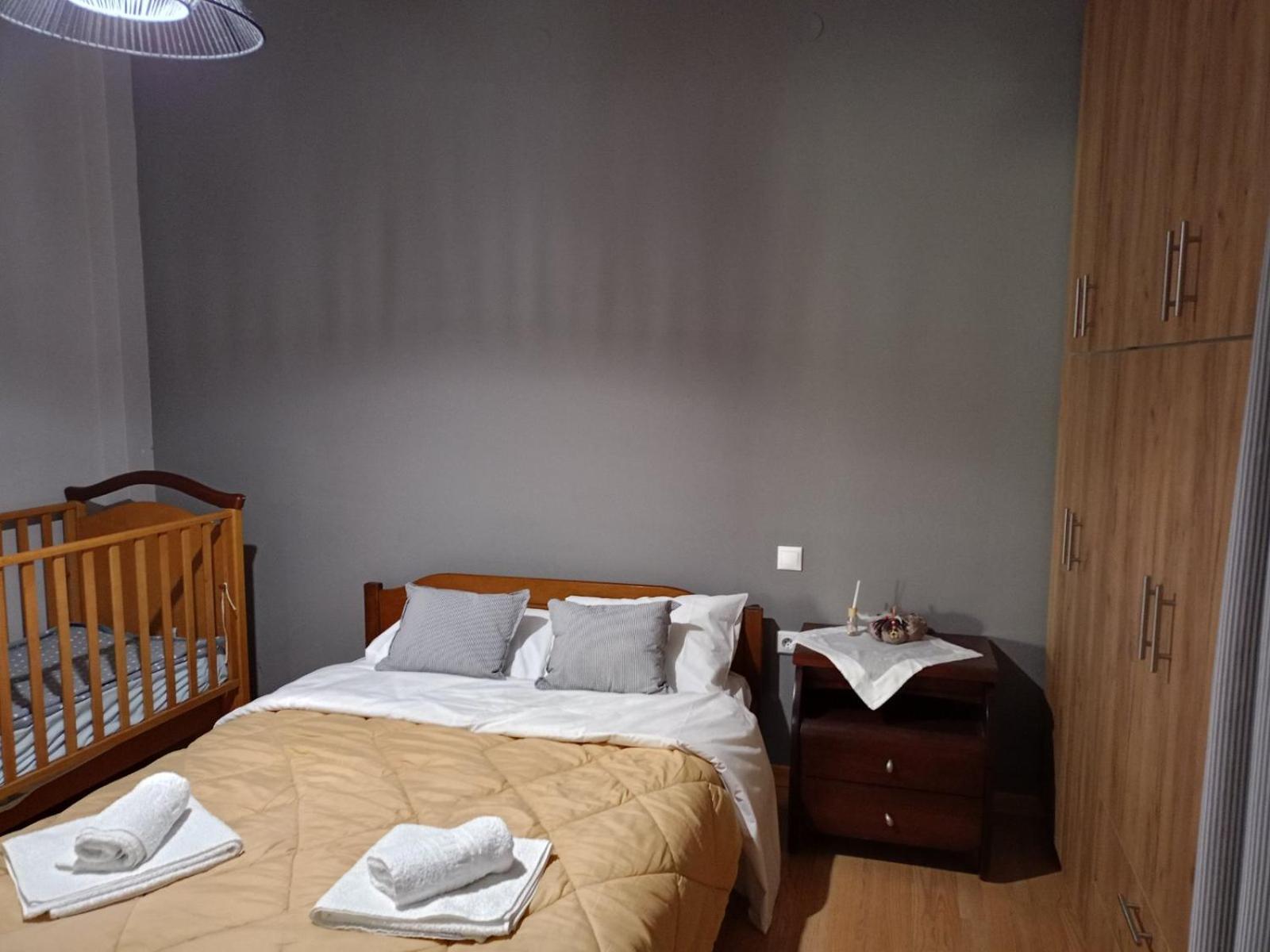 Comfortable Apartment In Kiato Exterior foto